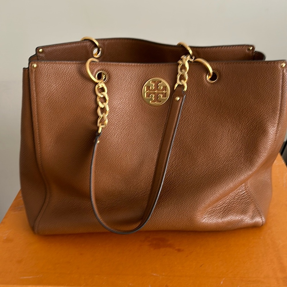 Tan Tory Burch